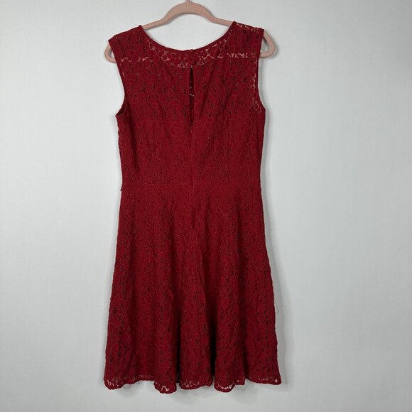 2/$30 White House Black Market Lace Fit and Flare Dress No Belt Red 8 #A0034 - Picture 5 of 10